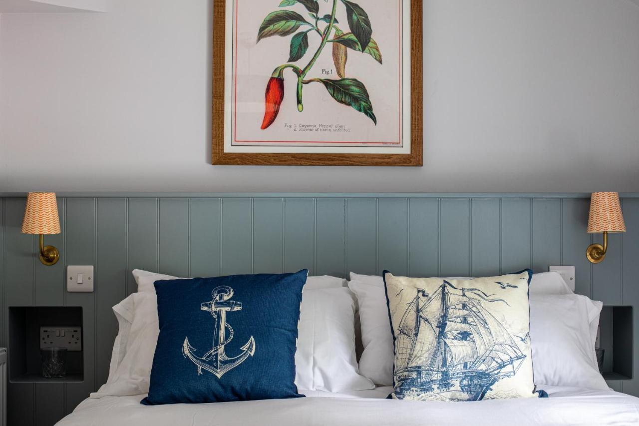 The Spice Ship Hotel Weymouth Bagian luar foto