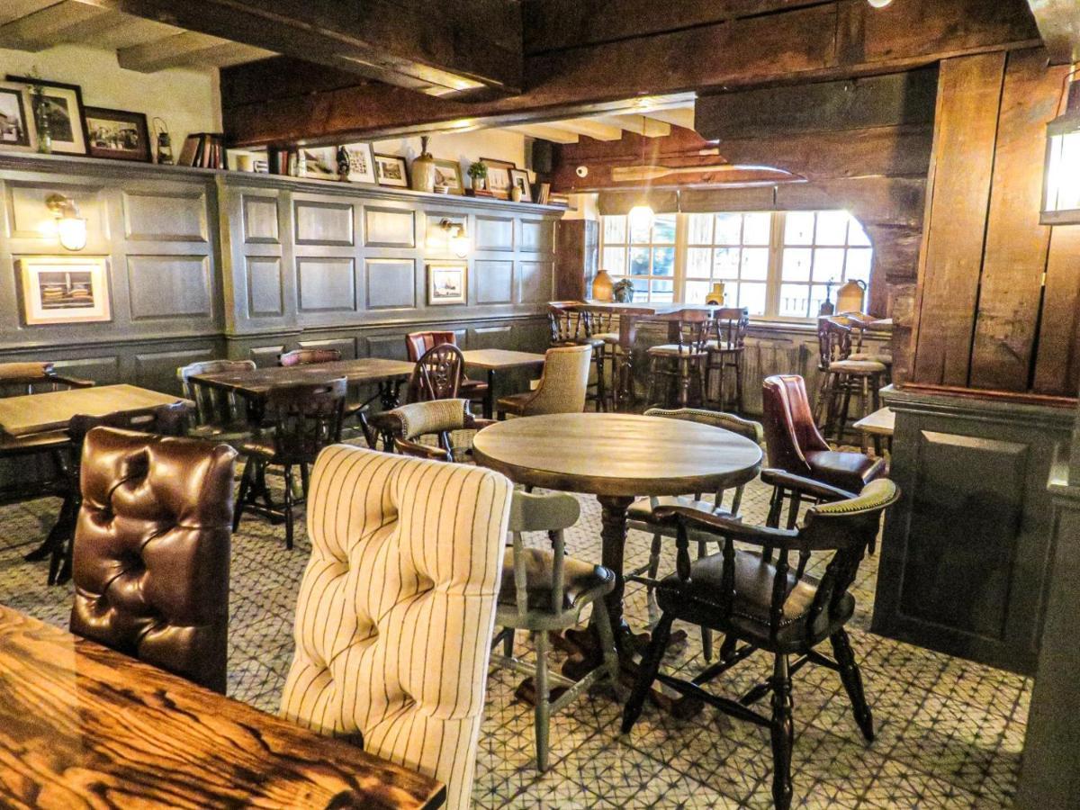 The Spice Ship Hotel Weymouth Bagian luar foto